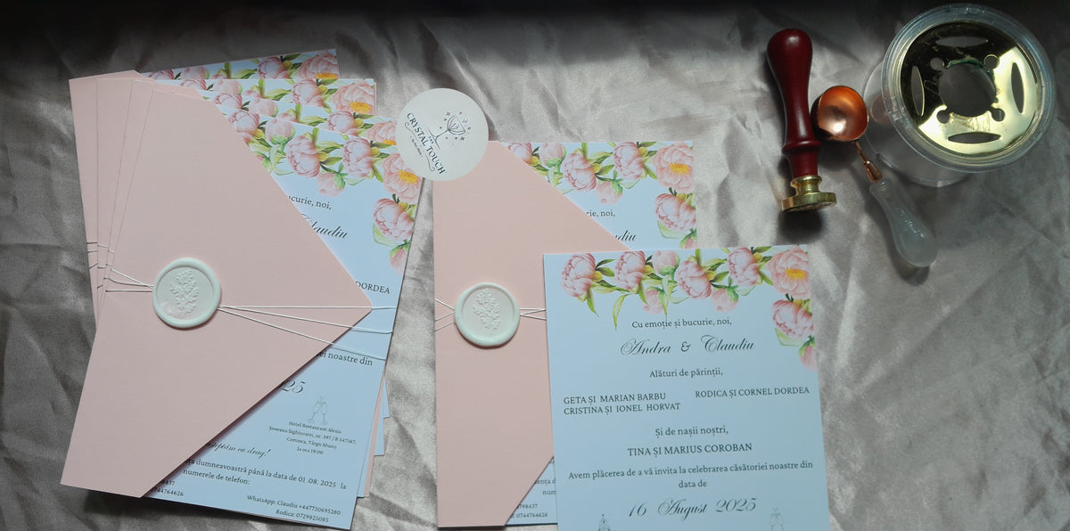Invitație de nuntă personalizată cu sigiliu și înveliș decorativ