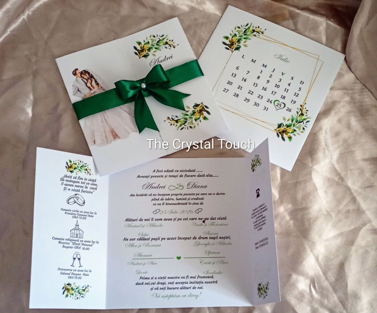 Invitație de nuntă cu fundă verde smarald și calendar personalizat