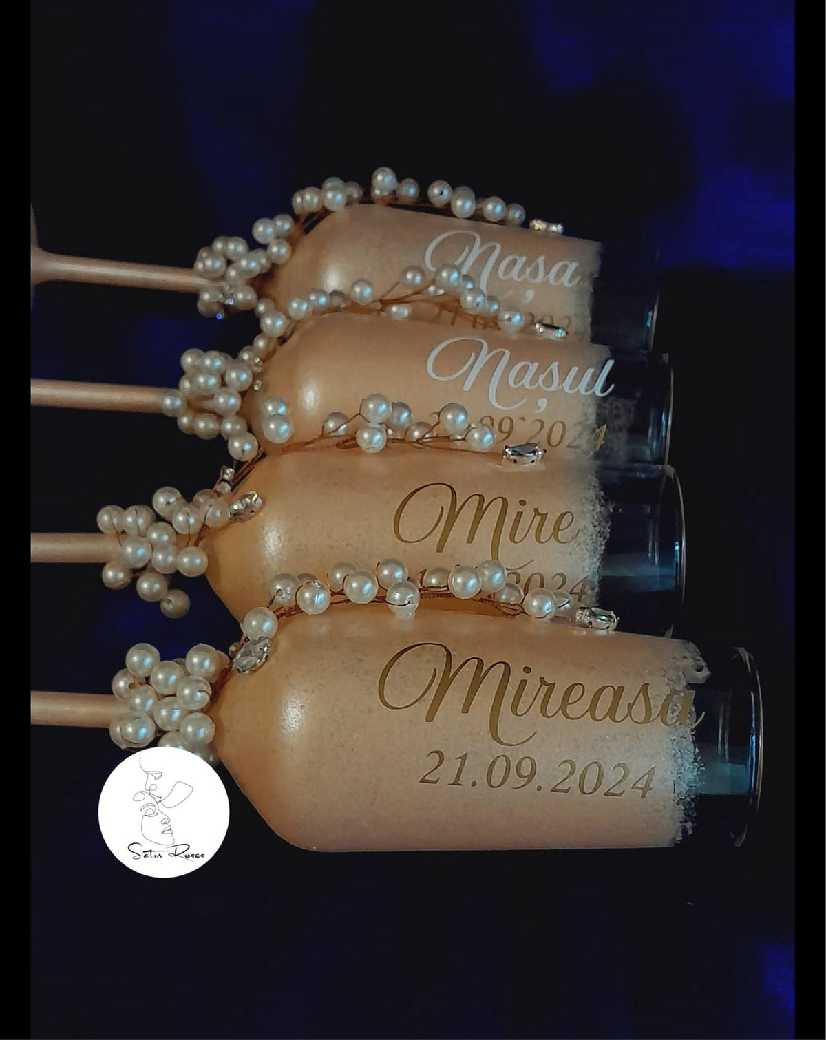Pahare de nuntă personalizate cu perle și decor elegant